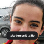 lola dumenil taille